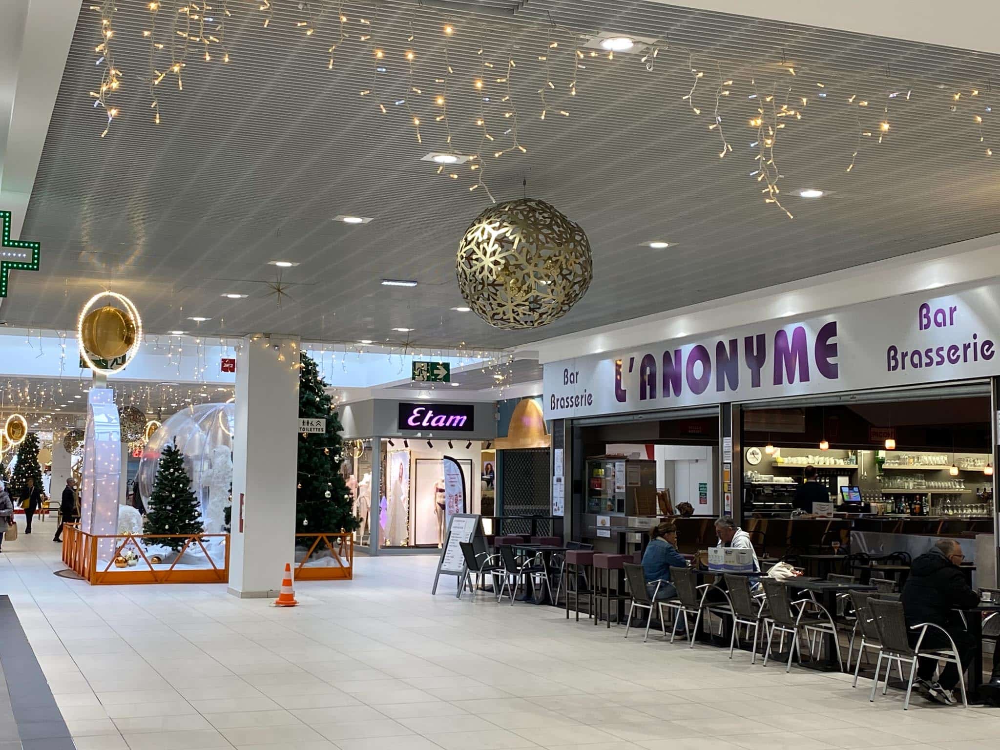 VIVEZ UN NO L ENCHANT DANS VOTRE CENTRE PK3 PK3 Le Centre Cholet VIVEZ UN NO L ENCHANT DANS VOTRE CENTRE PK3 PK3 Le Centre Cholet